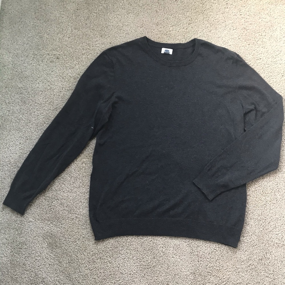 Gray men’s sweater